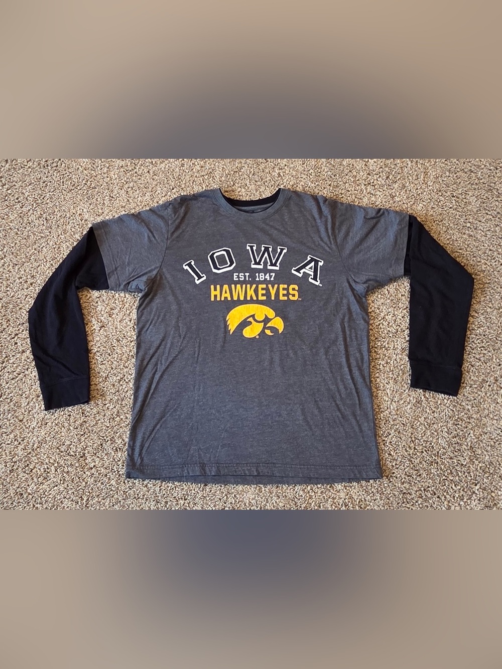 Men’s Large Campus Heritage Dark Heather Gray Iowa T Shirt